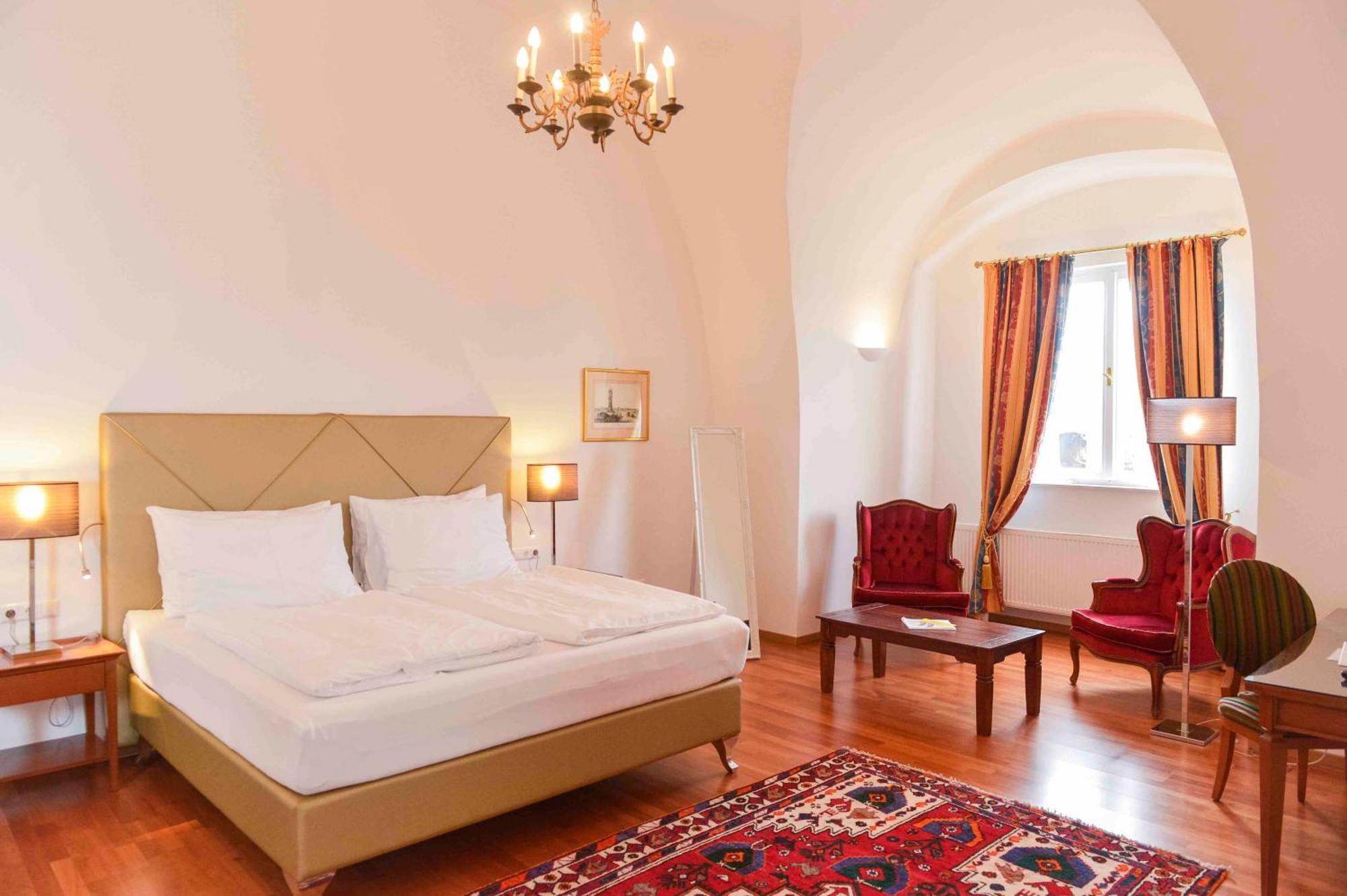 Schlosshotel Mailberg מראה חיצוני תמונה